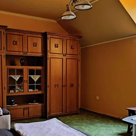 Szemi Haz Apartment *