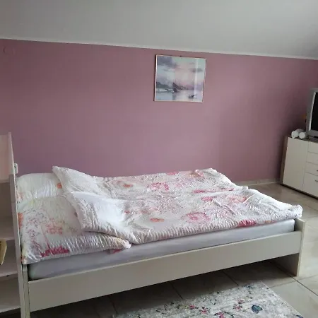 Apartment Szemi Haz *