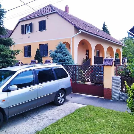 Apartment Szemi Haz