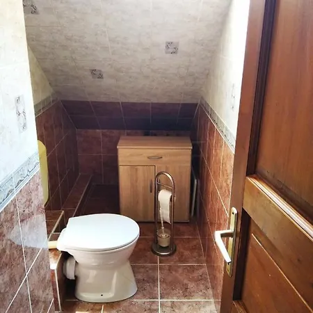 Szemi Haz Apartment